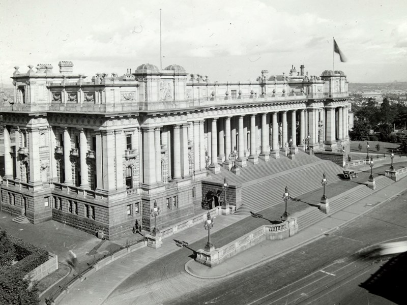 Journey back to Melbourne’s federal years 